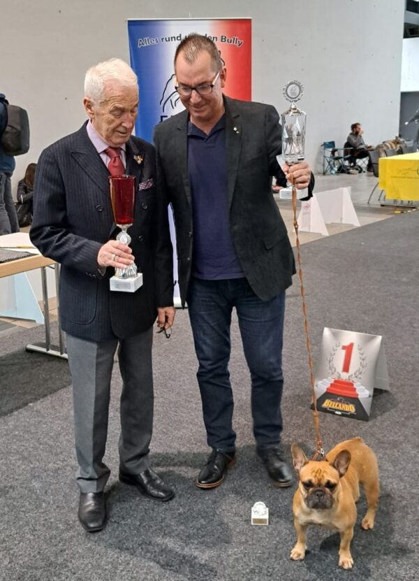 78 Und 79 Internationale IRAS Rassehunde Ausstellung Karlsruhe 